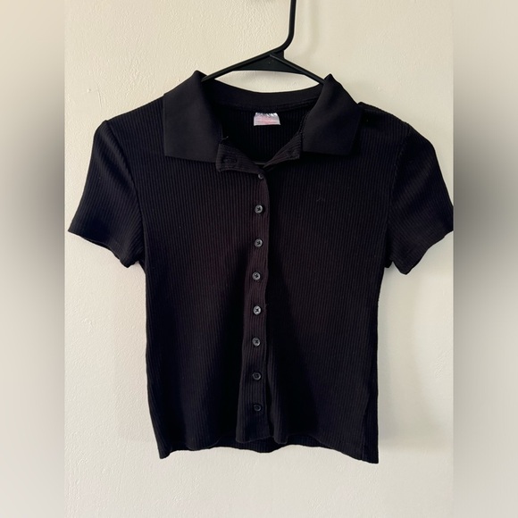 Button up collared top - Picture 1 of 3